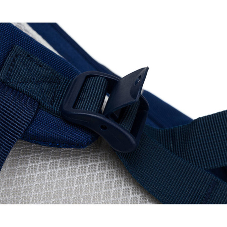 Zweikammeriger, marineblauer Stadtrucksack mit Außentaschen - Peterson