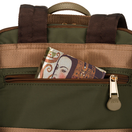 Damen-Rucksack aus Nylon in grüner Farbe mit Reißverschluss - Peterson