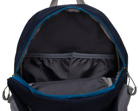 Leichter Wanderrucksack mit Reißverschlusstaschen – Peterson