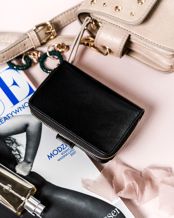 Damen Geldbörse aus Leder mit Druckknopf – Peterson