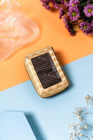 Kleine Damen Geldbörse aus Leder mit Wellenmuster – Lorenti