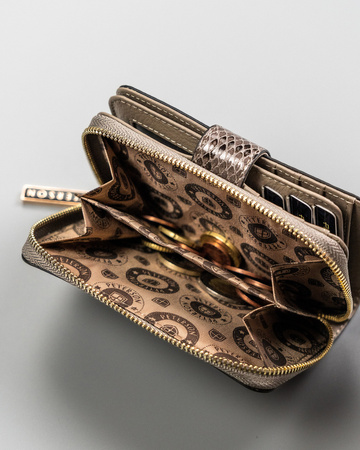 Kompakte Damen Geldbörse mit exotischem Muster – Peterson