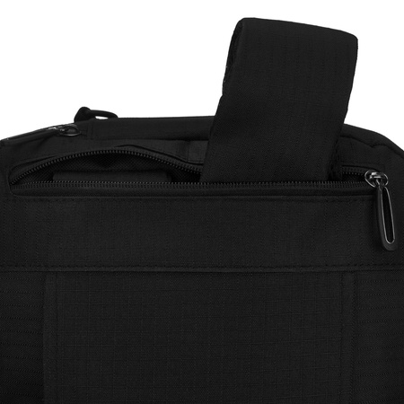 Reiserucksack in schwarz mit Reißverschluss, ideal für Handgepäck – Peterson