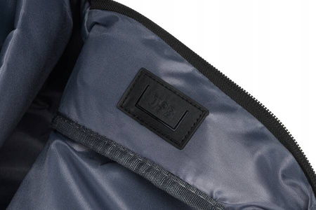 Geräumiger, zweifach unterteilter Rucksack aus Polyester in Dunkelblau – Peterson