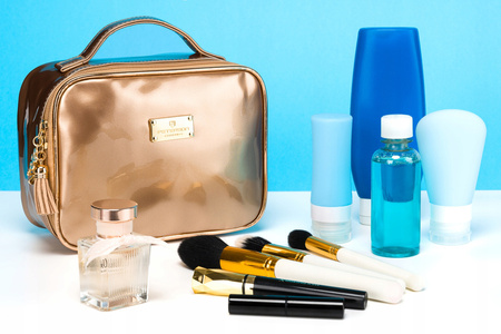 Reiseorganizer in Gold mit Tragegriff – Peterson