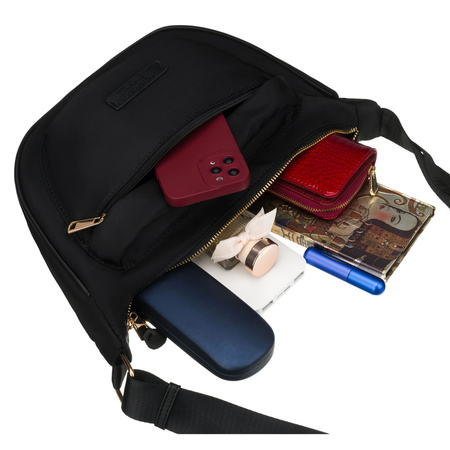 Schwarze Damen-Umhängetasche aus Nylon, aufgehängt an einem verstellbaren Gürtel – Peterson