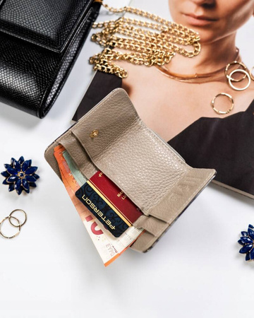 Kleine Damen Geldbörse aus Leder – Peterson