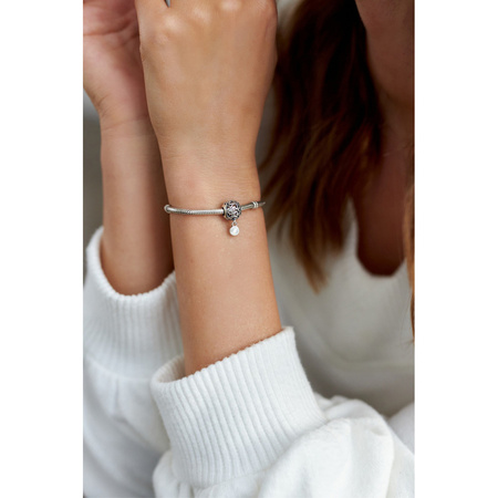 Silberner Charm Rund mit Herzmuster und Anhänger für Modulararmband – Peterson