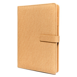 Notizbuch A5 mit Linien und Magnetverschluss – Peterson