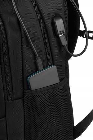 Laptoprucksack mit USB-Anschluss – Peterson