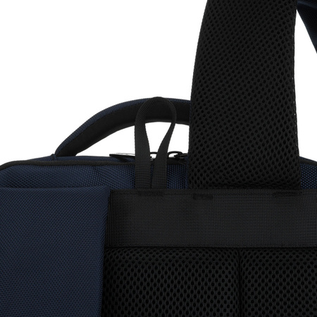 Granatblauer Reiserucksack mit Laptopfach bis zu 14 Zoll – Peterson