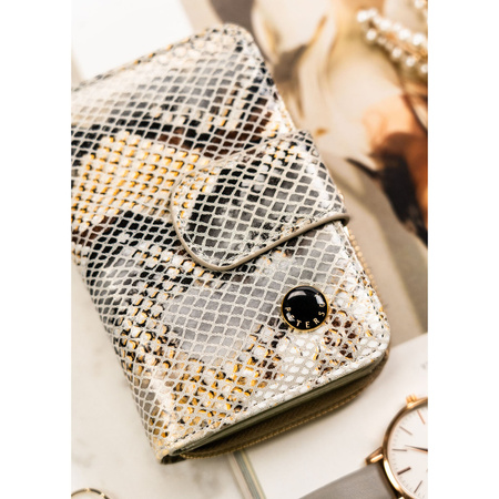 Elegante, mittlere Damen Geldbörse aus Echtleder mit RFID-Schutz und Schlangenprägung – Peterson