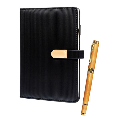 Geschenkset: Schwarzes, elegantes A5-Linien-Notizbuch mit schwarzem Kugelschreiber – Peterson
