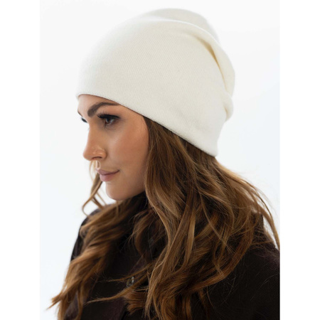 Weiße Damen Wintermütze mit Kristallen – Peterson