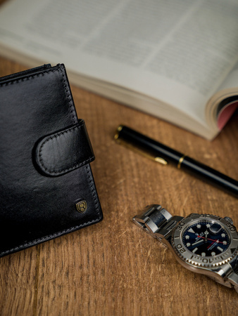 Klassische Herren Geldbörse aus Leder mit RFID-Schutz – Rovicky