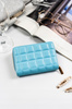 Geräumige Damen Geldbörse in Hellblau mit Druckknopf und Reißverschluss – Rovicky