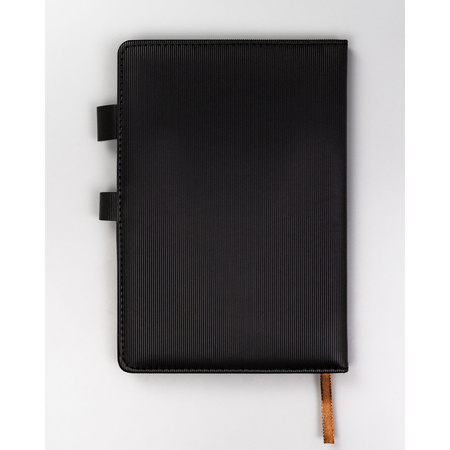 Geschenkset: Schwarzes, elegantes A5-Linien-Notizbuch mit schwarzem Kugelschreiber – Peterson