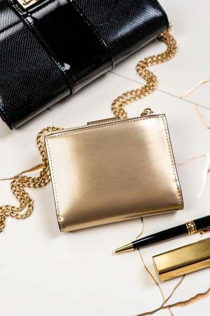 Geräumige Damen Geldbörse aus Öko-Leder – Peterson