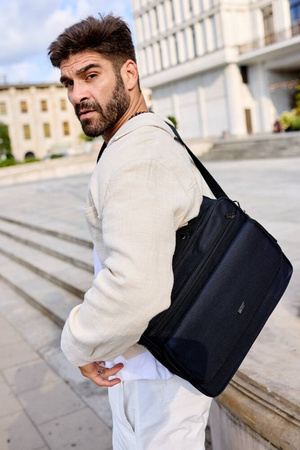 Geräumige, große Herren Tasche aus Codura – Peterson