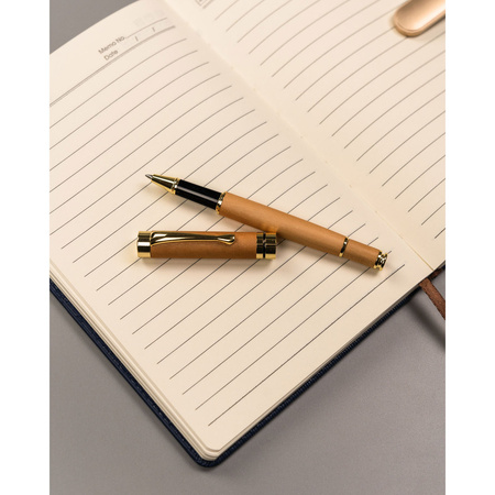 Geschenkset: Graues A5-Notizbuch mit schwarzem Kugelschreiber – Peterson