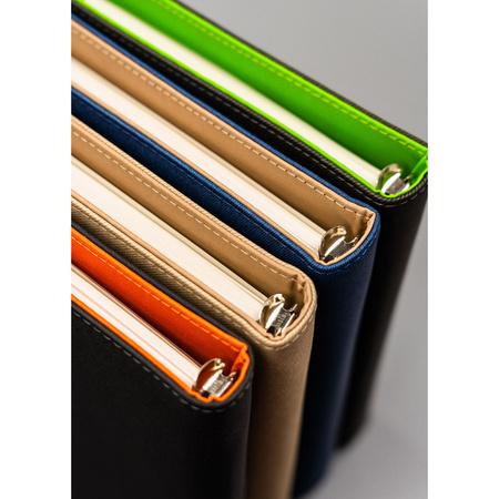 Notizbuch A5 mit Linien und Magnetverschluss – Peterson