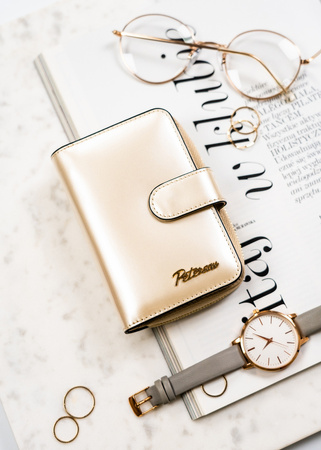 Kleine Damen Geldbörse in Beige mit Reißverschluss und Druckknopf – Peterson