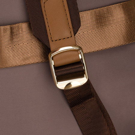 Peterson Damen-Rucksack aus Nylon, beige, mit verstellbaren Trägern, mit Reißverschluss.