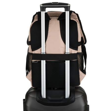 Beiger Reise-Rucksack aus Polyester, an verstellbaren Schultergurten hängend - Peterson