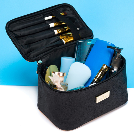 Geräumiger Kosmetikkoffer für unterwegs – Peterson