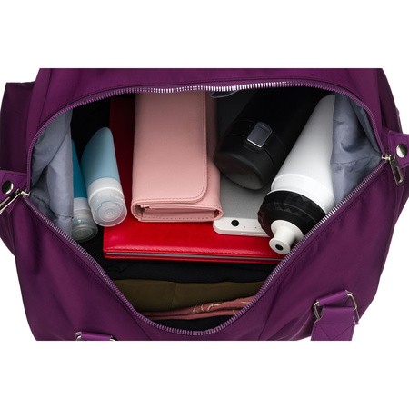 Sportliche Trainingstasche aus Polyester in Violett - Peterson