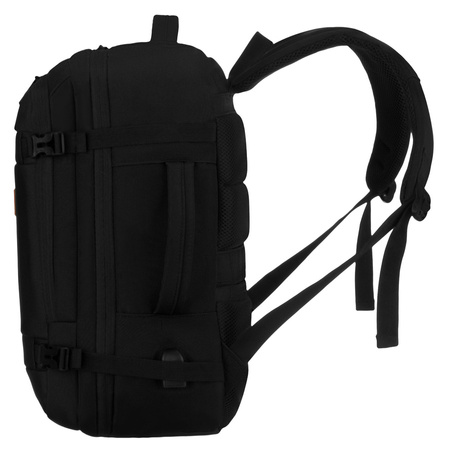 Reise-Rucksack aus Polyester in Schwarz, ideal für Handgepäck – Peterson