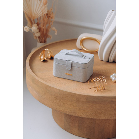 Silberne Schmuckschatulle mit Magnetverschluss – Peterson