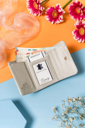 Kleine Damen Portemonnaie mit Druckknopf und Bügelverschluss – Lorenti