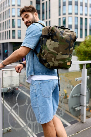 Großer Reiserucksack aus Polyester – Rovicky