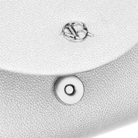 Silberne Damen-Clutch aus Öko-Leder mit Kette – Rovicky