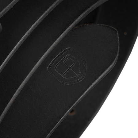 Aus Leder, schwarzer Damen Gürtel mit silberner, klassischer Schnalle – Peterson