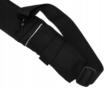 Umhängetasche mit USB-Anschluss – Peterson