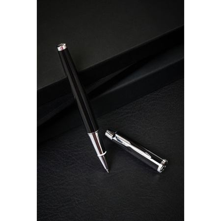Schwarzer Metallkugelschreiber mit schwarzer Mine – Peterson
