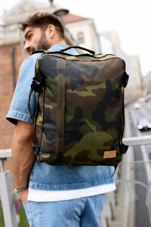 Großer Reiserucksack aus Polyester – Rovicky