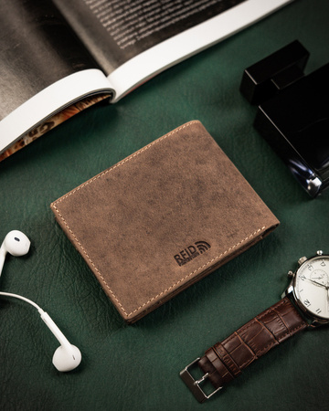 Herren Geldbörse aus Leder mit Kartenfach – Peterson