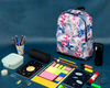 Modischer Schulrucksack mit Blumenmuster und offenen Seitentaschen – Peterson