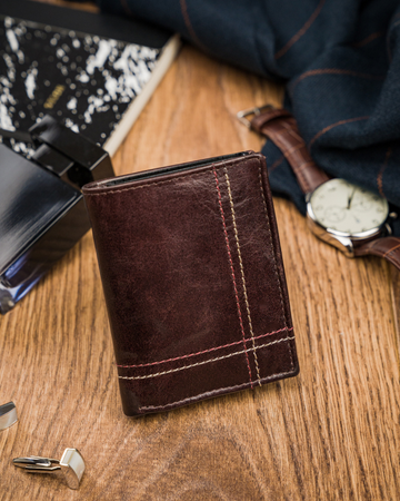 Kompakte Herren Geldbörse aus Leder – Always Wild