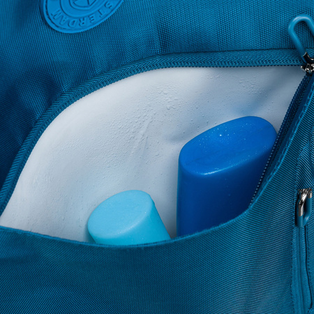 Reise-Rucksack in Blau, ideal für Handgepäck und ausgestattet mit Kompressionsriemen – Peterson