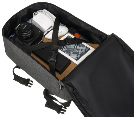 Wasserfester Reiserucksack mit Laptopfach aus Polyester – Peterson