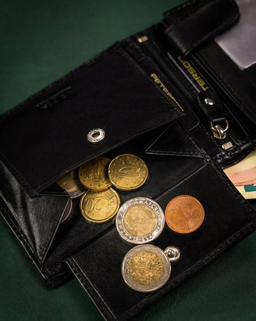 Geschenkset: Herren Geldbörse aus Leder und Schlüsselanhänger – Peterson