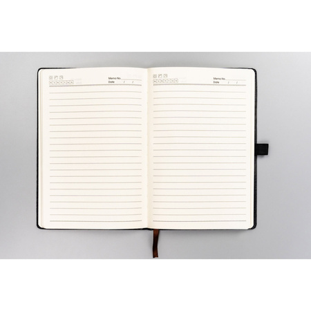 Schwarzes Büro Notizbuch A5 mit Linien – Peterson