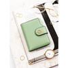 Vertikale Damen-Geldbörse aus Öko-Leder in Grün, mit Druckknopf- und Reißverschluss - Rovicky