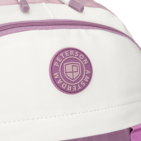 Weicher Schulrucksack aus Polyester in weiß-lila Farbe, aufgehängt an verstellbaren Trägern - Peterson