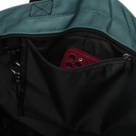 Hellgrüne Damen-Shopper-Tasche aus Polyester, aufgehängt an Griffen und einem abnehmbaren Gürtel – Peterson