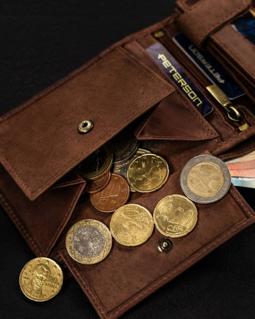 Große Herren Geldbörse aus Leder mit Zierprägung – Peterson